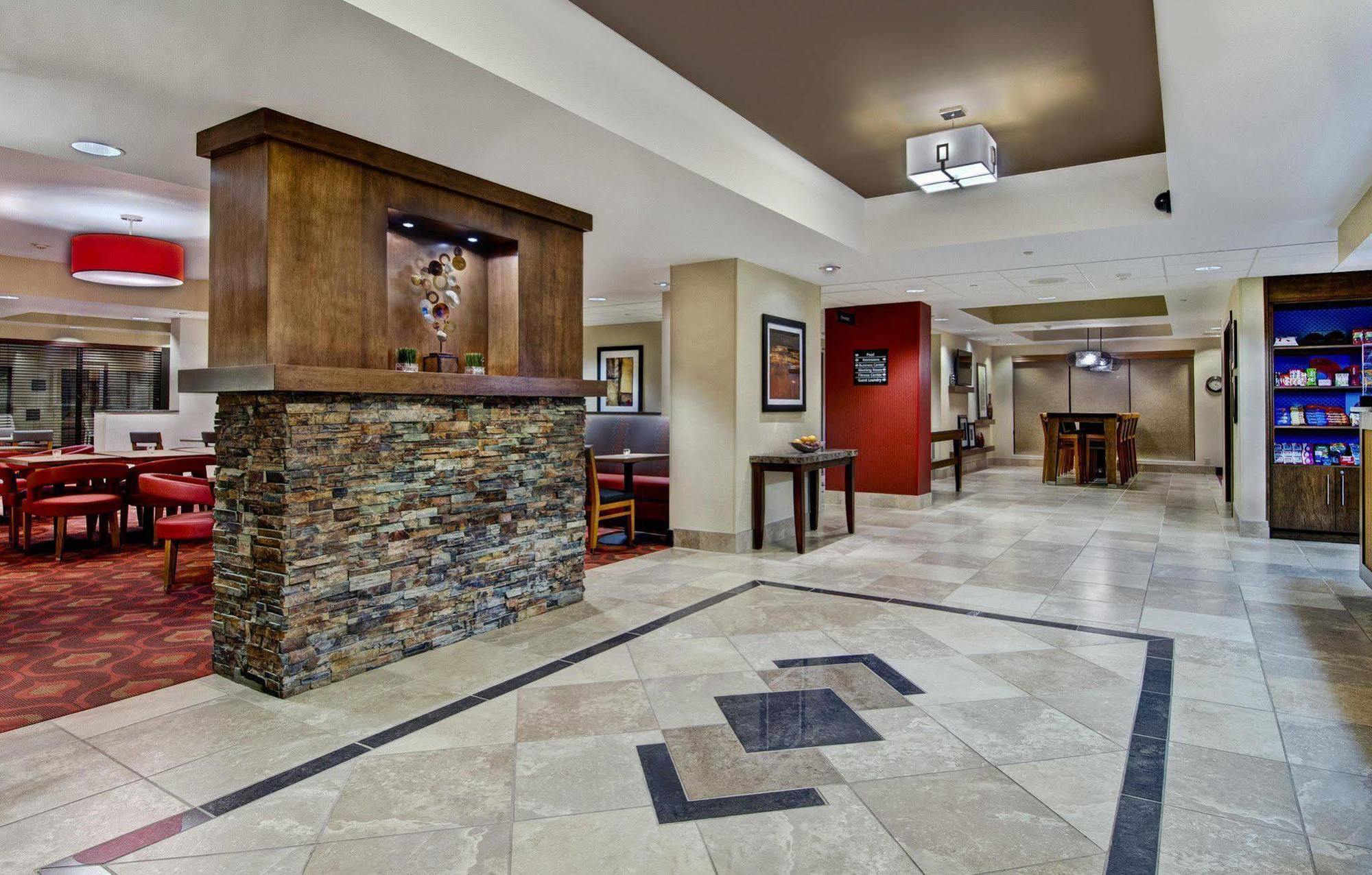 Hampton Inn West Des Moines Lake Drive Extérieur photo